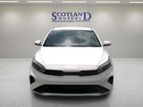 Used 2023 Kia Forte LXS image 3