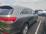 Used 2016 Kia Sorento LX image 4