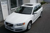 Used 2010 Volvo V70 image 3