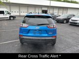 Certified 2022 Jeep Cherokee Latitude Lux w/ Sun & Sound Group image 5
