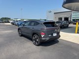 Used 2024 Hyundai Kona SEL w/ Convenience Package image 3