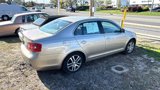 Used 2005 Volkswagen Jetta 2.5 image 2