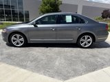 Used 2015 Volkswagen Passat 1.8T SE image 4