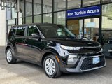 Used 2022 Kia Soul LX image 2