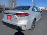 Used 2023 Toyota Corolla SE image 5