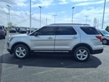 Used 2018 Ford Explorer XLT image 4