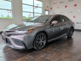 Used 2022 Toyota Camry SE w/ Cold Weather Package image 4