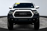 Used 2017 Toyota Tacoma TRD Off-Road w/ Tow Package image 3