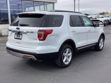Used 2017 Ford Explorer XLT image 3