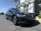 Certified 2019 Volkswagen Jetta SE image 2