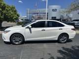 Used 2015 Toyota Camry SE image 2