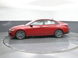 Certified 2024 Hyundai Elantra SEL image 2