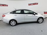 Used 2015 Ford Fiesta SE image 5