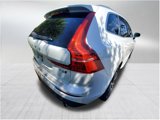 Used 2018 Volvo XC60 T5 Momentum w/ Vision Package image 4