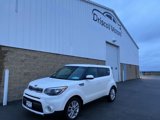 Used 2017 Kia Soul + image 2
