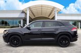 Used 2020 Volkswagen Atlas Cross Sport SE w/ Panoramic Sunroof Package image 3
