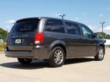 Used 2016 Dodge Grand Caravan SE image 6