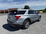 Used 2022 Ford Explorer XLT w/ Equipment Group 202A image 6