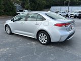 Used 2022 Toyota Corolla LE image 3