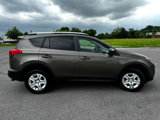 Used 2014 Toyota RAV4 LE image 4