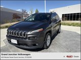Used 2016 Jeep Cherokee Latitude w/ Cold Weather Group image 3