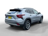 New 2025 Chevrolet Trax LT w/ Sunroof Package image 5