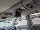 Used 2006 Chrysler Town & Country Touring w/ Leather Interior Group image 5