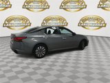Used 2023 Nissan Altima 2.5 SV image 3