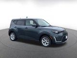 Used 2023 Kia Soul LX w/ LX Technology Package image 2