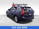 Used 2020 Volvo XC60 T5 Momentum image 3