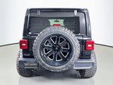 Used 2018 Jeep Wrangler Unlimited Sahara image 6