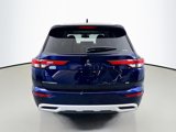 Used 2024 Mitsubishi Outlander SE image 6