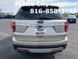 Used 2017 Ford Explorer Platinum image 4