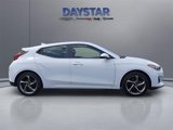Used 2020 Hyundai Veloster 2.0 image 2