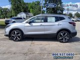 Used 2022 Nissan Rogue Sport SL w/ Premium Package image 3