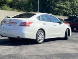 Used 2015 Nissan Altima 2.5 S image 3