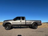Used 2003 Ford F250 XLT image 2