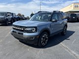 Used 2024 Ford Bronco Sport Outer Banks w/ Tech Package image 2