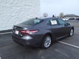 Used 2020 Toyota Camry XLE image 3