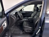 Used 2015 Nissan Pathfinder SL w/ SL Tech Package image 4