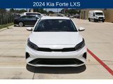 Used 2024 Kia Forte LXS image 2