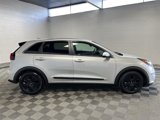 Used 2017 Kia Niro FE image 6