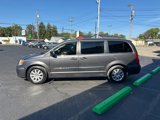 Used 2016 Chrysler Town & Country Touring image 4
