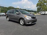 Used 2017 Toyota Sienna LE image 5