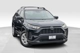 Used 2019 Toyota RAV4 LE image 2