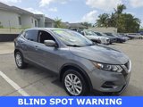 Used 2022 Nissan Rogue Sport S image 2