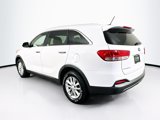 Used 2017 Kia Sorento LX image 5