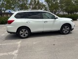 Used 2019 Nissan Pathfinder SL image 3