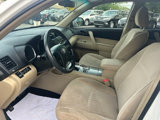Used 2012 Toyota Highlander SE image 4