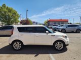 Used 2019 Kia Soul + image 3